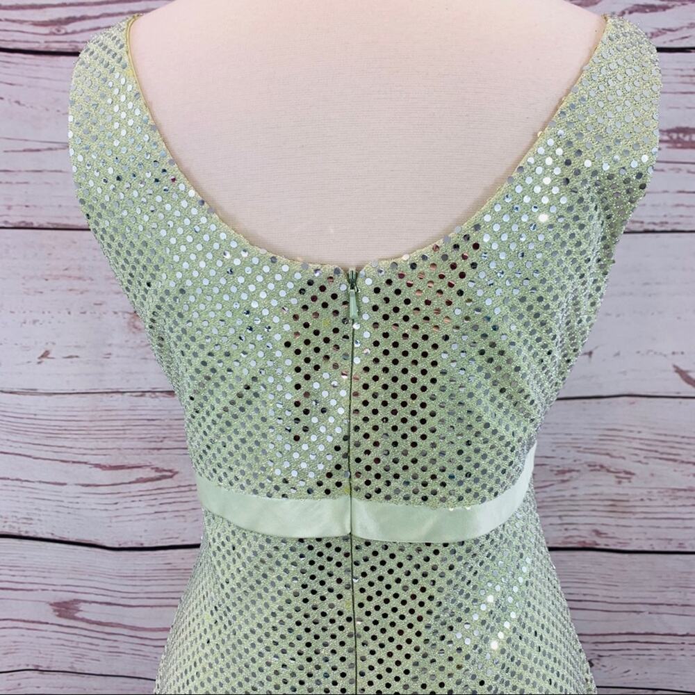 Be Smart sequin green sheath dress sparkles - Picture 7 of 9